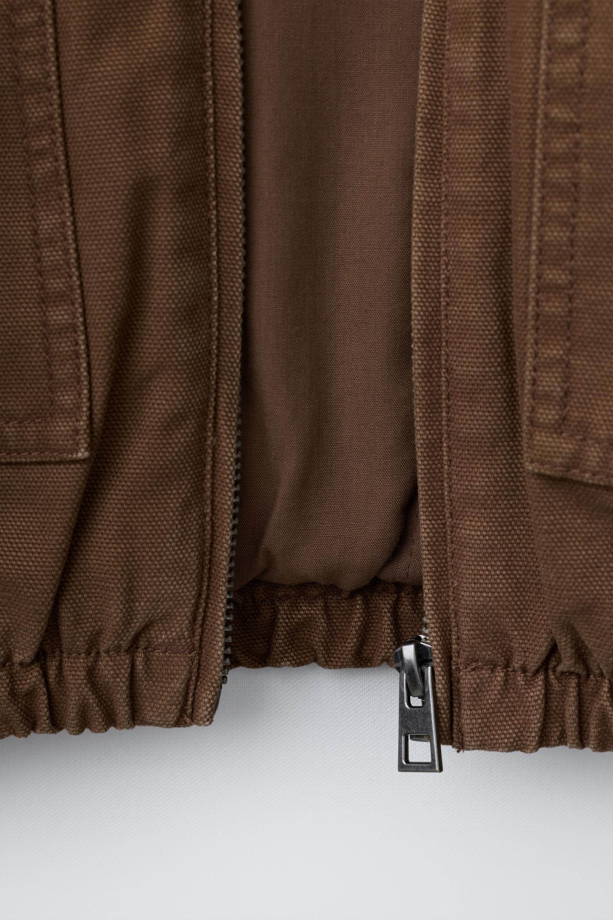 CONTRAST COLLAR JACKET